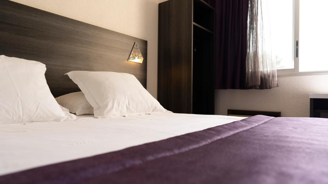 Hotel Logis Restaurant Les Oliviers Loriol-sur-Drome