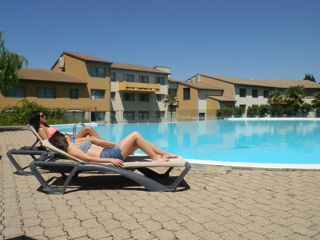 Logis Restaurant Les Oliviers Hotel Loriol-sur-Drome