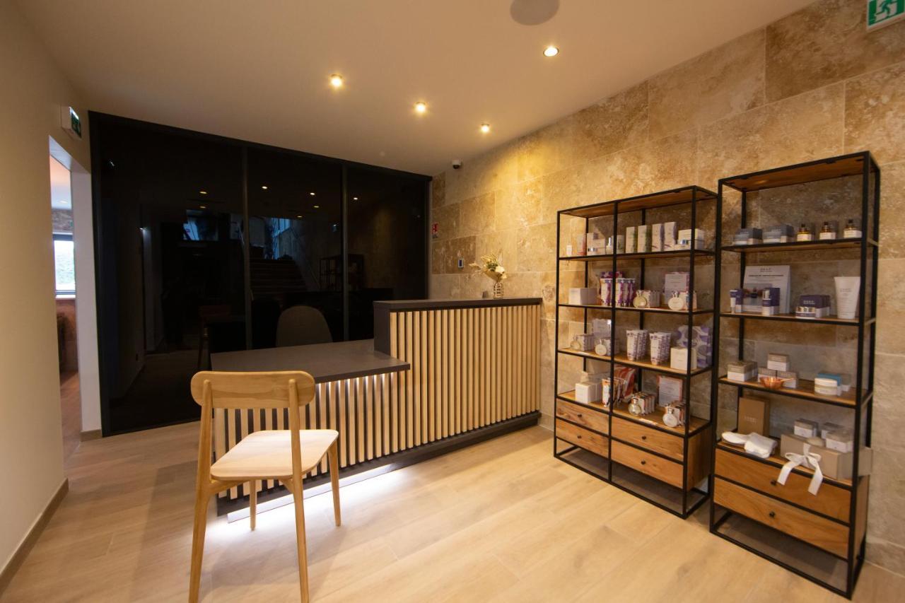 Hotel Logis Restaurant Les Oliviers