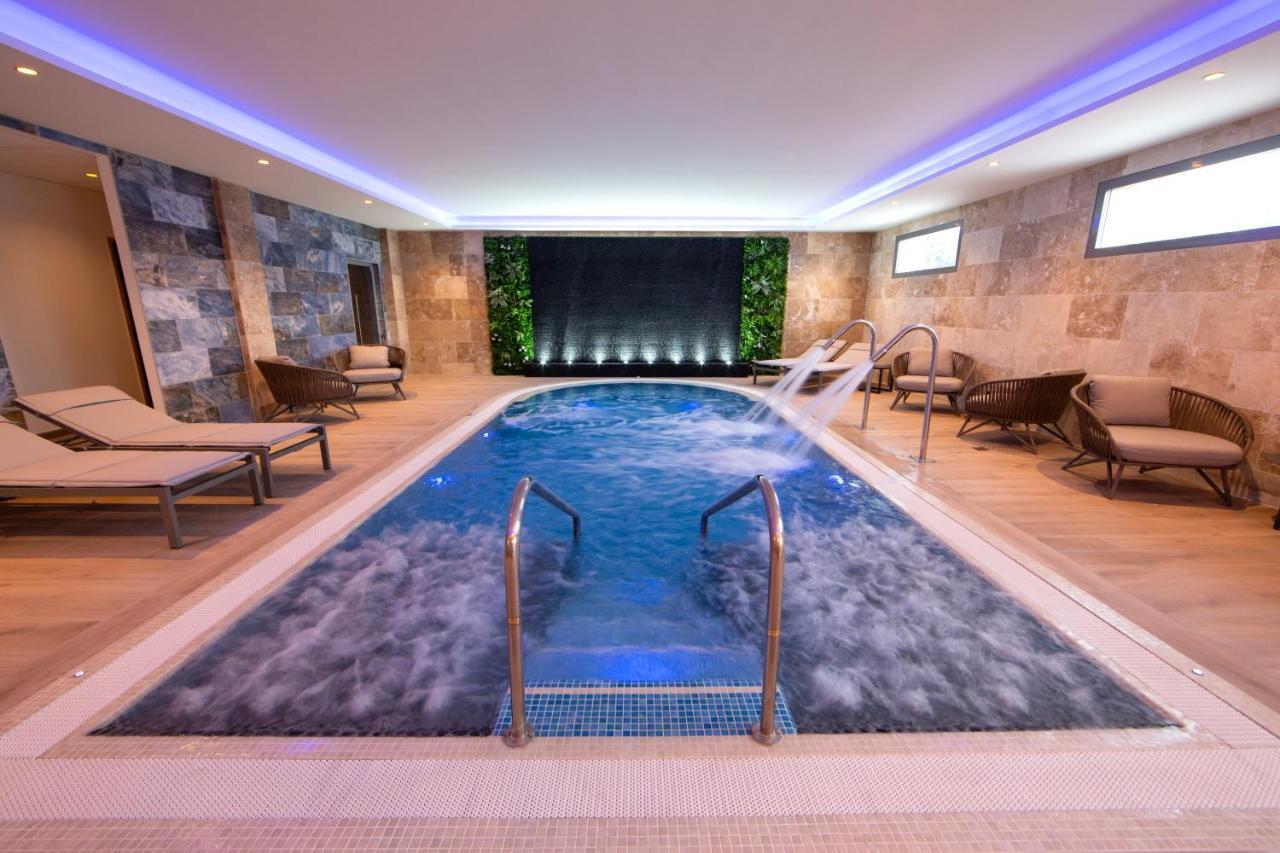 Logis Restaurant Les Oliviers 3* Loriol-sur-Drome