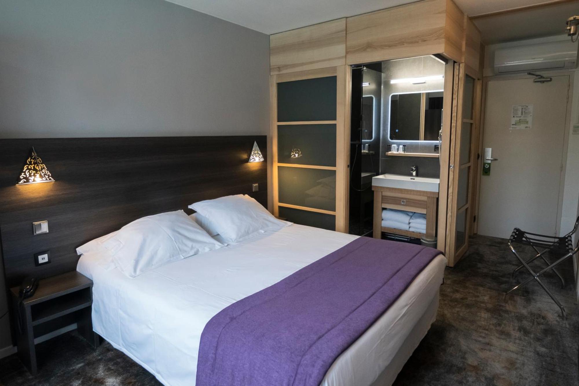 Logis Restaurant Les Oliviers 3* Loriol-sur-Drome