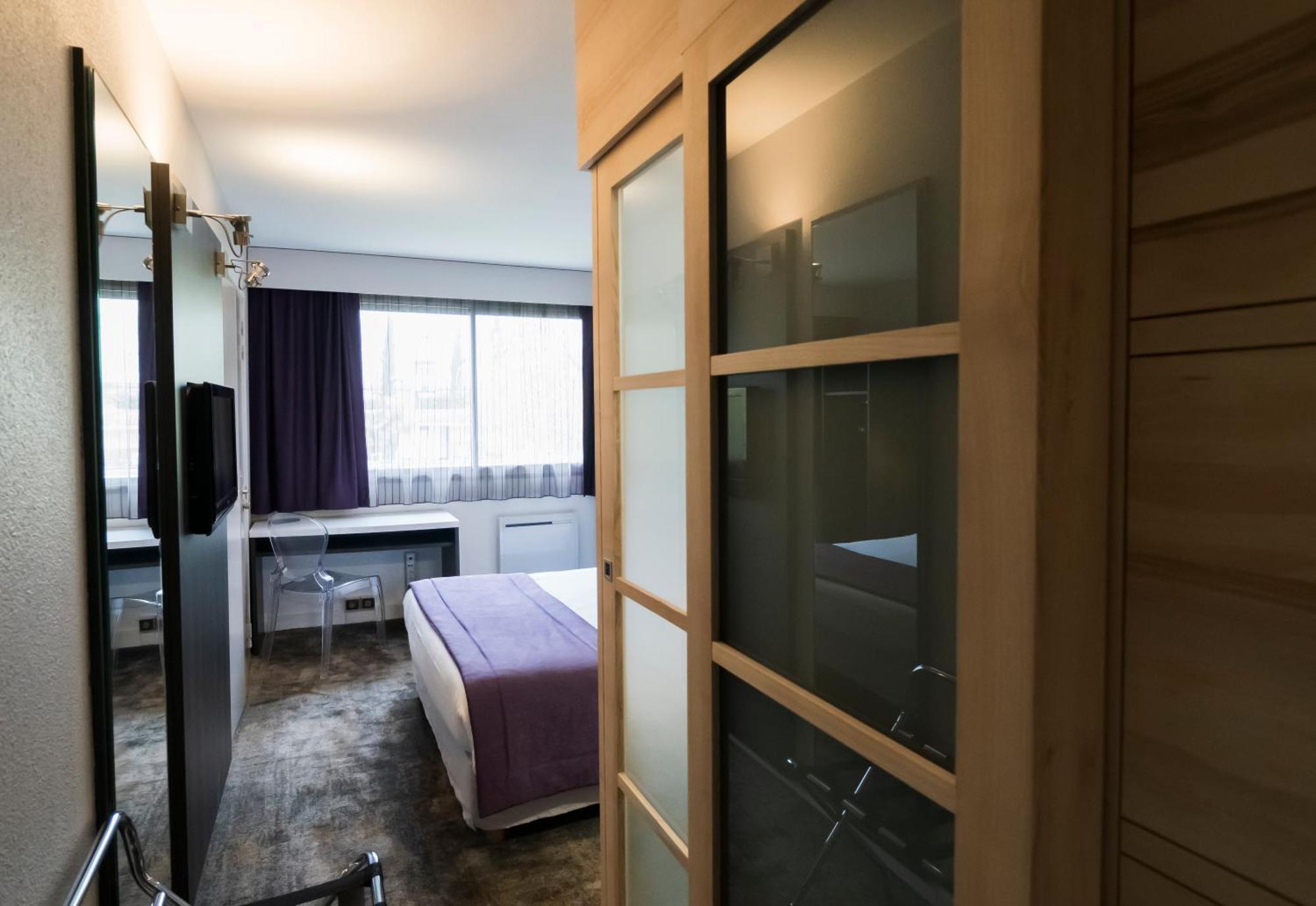 Logis Restaurant Les Oliviers Hotel