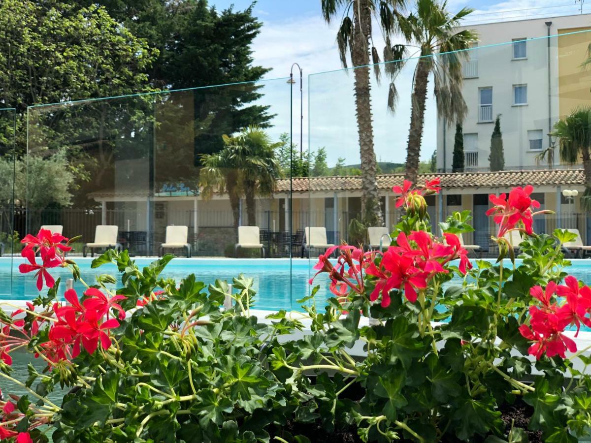 Logis Restaurant Les Oliviers Loriol-sur-Drome